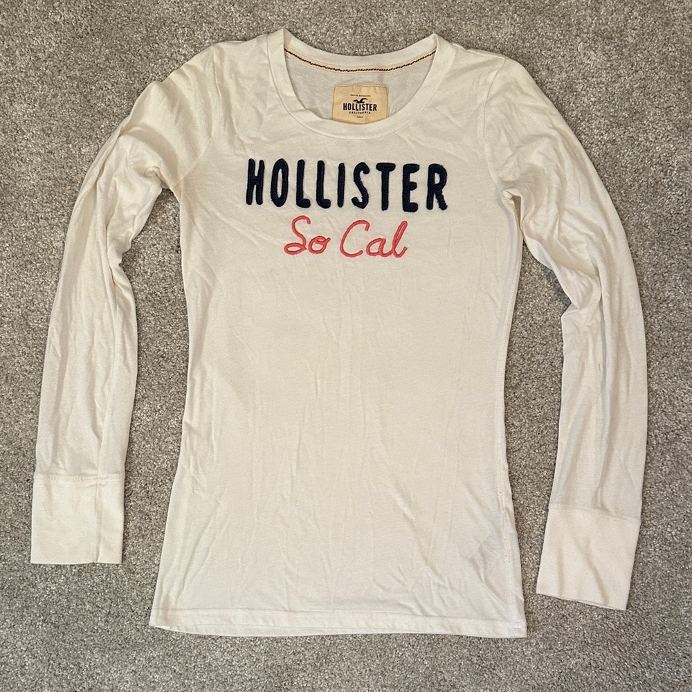 Hollister like new white Long Sleeve Tee size small